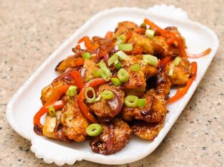 Boneless chicken chilli
